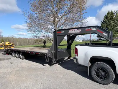 MAX-XD 26 feet (21 feet deck/5 feet beavertail) 21000 lbs GVWR Tri-axle 3 x 7000 lbs axles(Dexter ax...