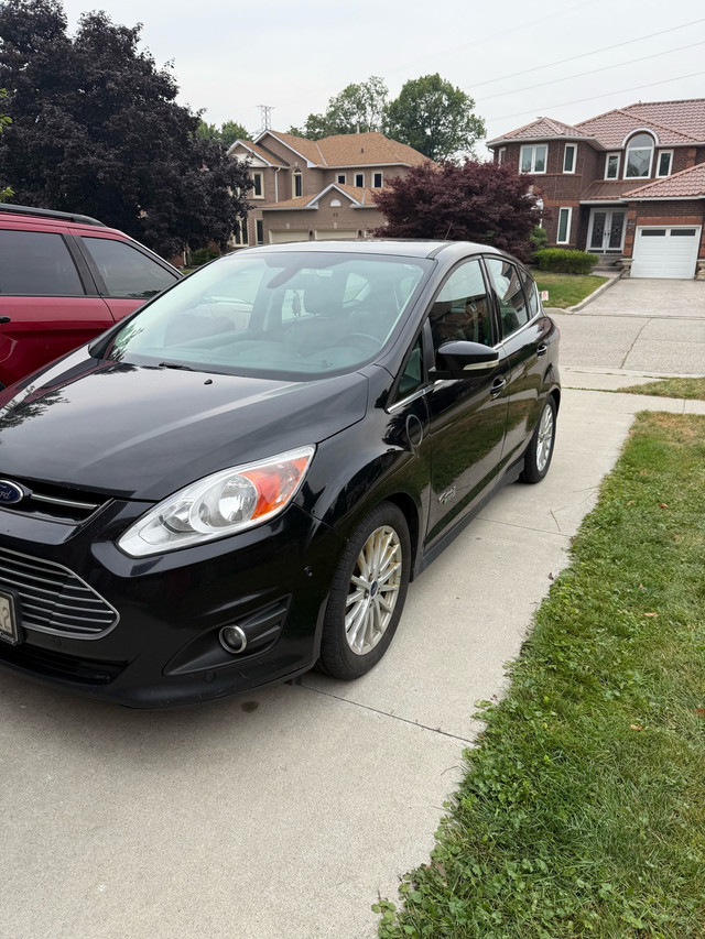2016 Ford C-max energy plug in hybrid in Cars & Trucks in Hamilton - Image 3