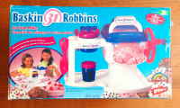 VINTAGE BASKIN ROBBINS Ice Cream Maker Set