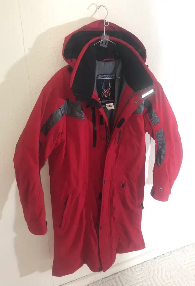 Men’s Ski Jacket (Full length size M) Spyder in Ski in Edmonton - Image 4