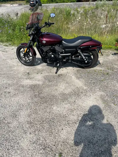 Show room condition. 750cc. This bike has been stored in the garage since it was purchased it has on...
