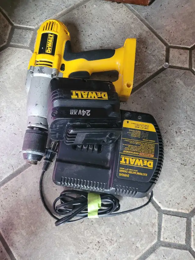 DeWalt Power Tools in Power Tools in Oakville / Halton Region - Image 2