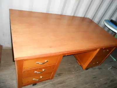 Solid wood 5foot desk 6 drawers 2 pull out trays height29" depth, View more