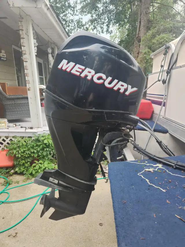Pontoon Boat for sale, Reduced Price in Powerboats & Motorboats in Prince Albert - Image 7
