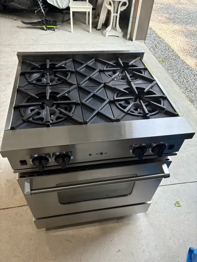 Bluestar gas/propane range for sale in Stoves, Ovens & Ranges in Kawartha Lakes - Image 4