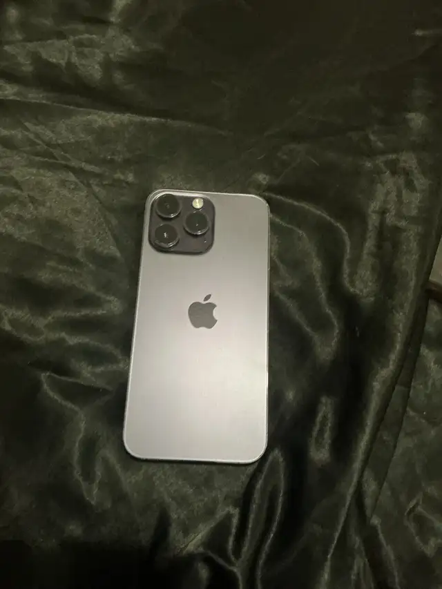 iPhone 14 Pro Max unlocked 128GB in Cell Phones in Kitchener / Waterloo - Image 4