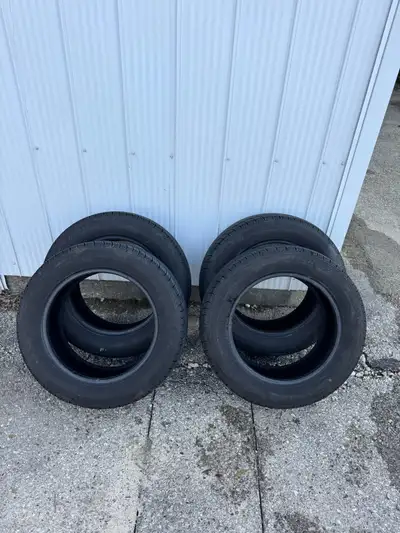 purchased new wheels and these tires didn’t fit. used one summer. around 10,000km on them. look bran...