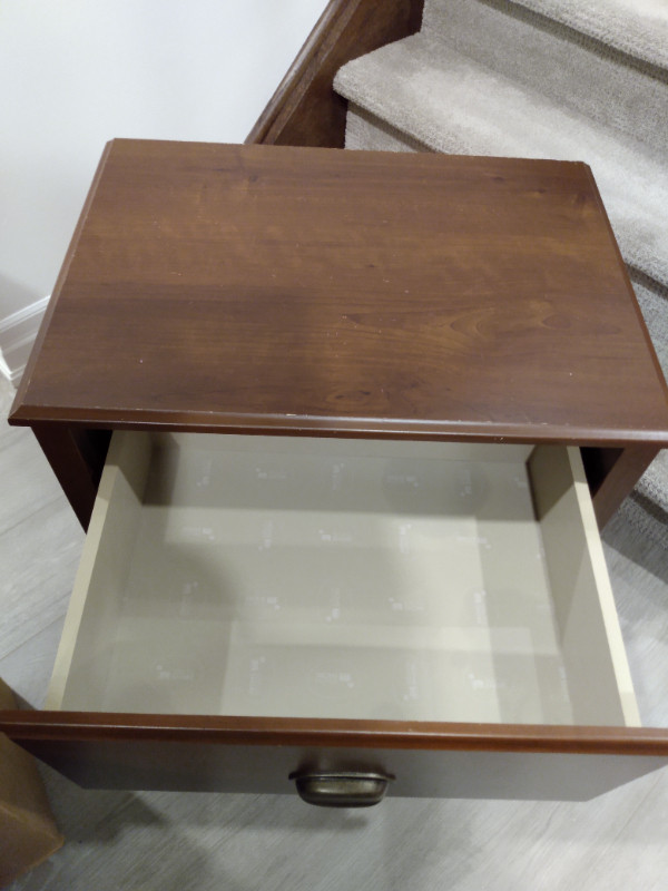 Nightstand with drawer and storage shelf in Bookcases & Shelving Units in Markham / York Region - Image 2