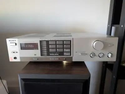Sony STR VX250 AM/FM Stereo Receiver from early 80's, View more