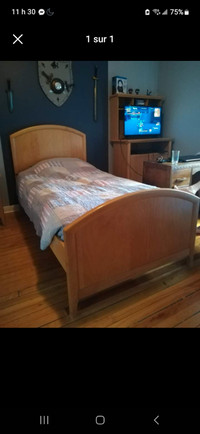 Base de lit simple en bois