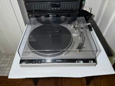 Technics SL3200 Direct Drive Turntable w Shure M91ED Cartridge, View more