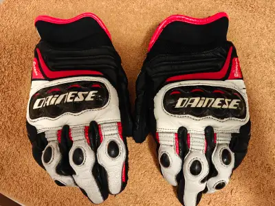 Maintained throughout the season with leather cleaner and conditioner . Asking $100 or best offer.