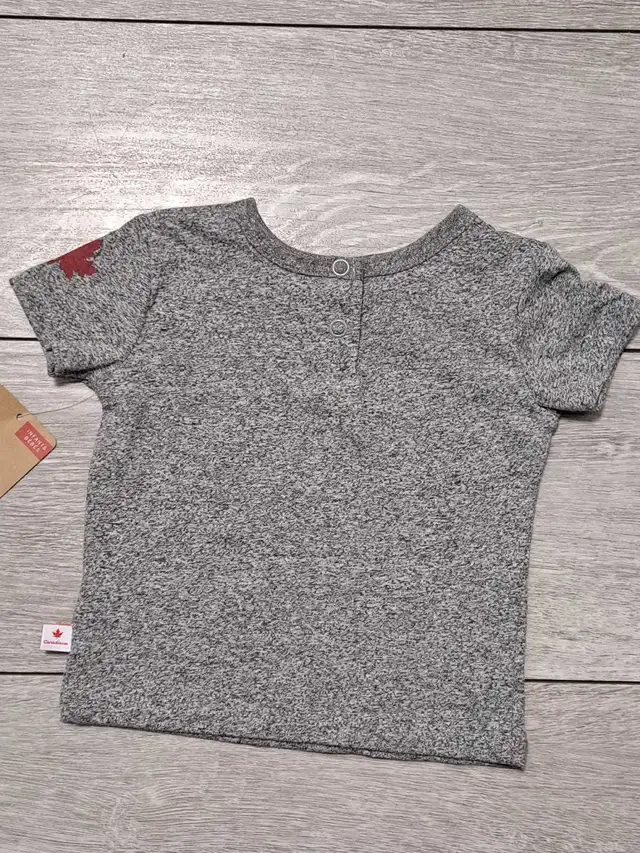 NEW Canadiana Gray Infant Unisex Tshirt; 0-3M& 6-12M in Kids & Youth in Calgary - Image 3