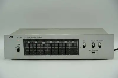 *I am not interested in any trades, but I am willing to take any AV equipment you don't want for fre...