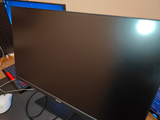 Acer XV240Y 165Hz/144Hz 1080p 24" 1ms Gaming Monitor in Monitors in Oshawa / Durham Region - Image 4