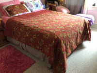 Queen sized rust and gold paisley duvet comforter + pillow cover