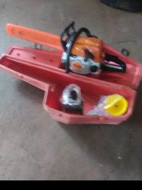 FOR SALE. NEW CONDITION STIHL CHAINSAW