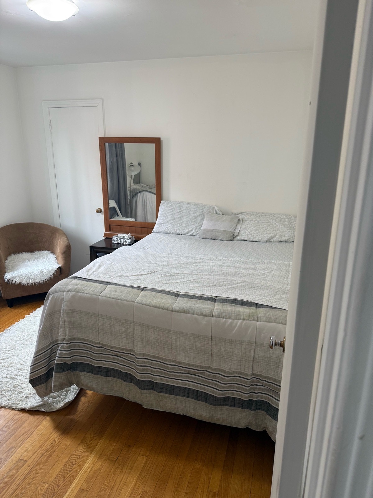 Chambre à louer dans un grand appart pour 650$ tout inclu — photo 1