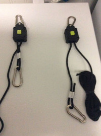 Adjustable pair of 1/8 rope hangers