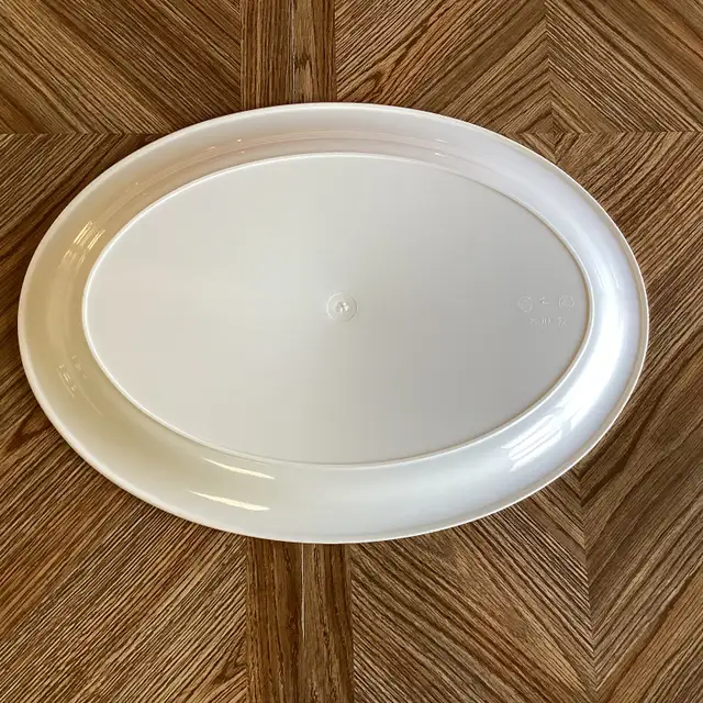 20½" Large Oval Plastic Serving Platter65565410546179122