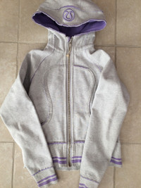 Lululemon lilac/purple/black pattern Scuba hoodie size 6, Women's - Tops &  Outerwear, Ottawa