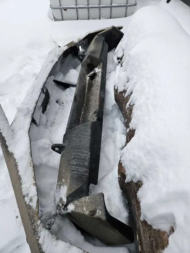 Toyota Tacoma offroad bumpers in Auto Body Parts in Whitehorse - Image 4