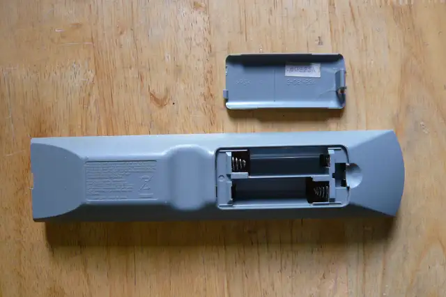 SONY JVC Original Remote Controls in General Electronics in Oakville / Halton Region - Image 6