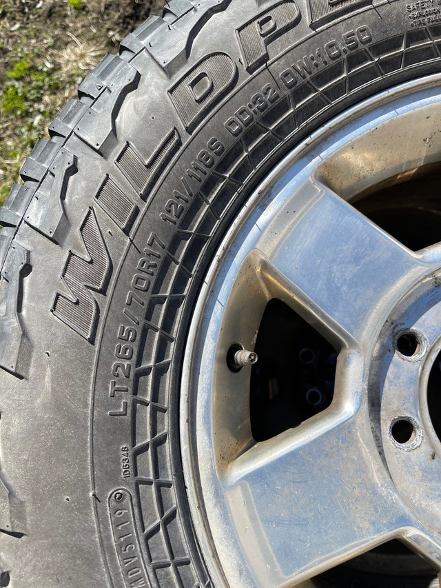3 pneu et mag en bonne état (dodge cummins) in Tires & Rims in Gatineau - Image 2