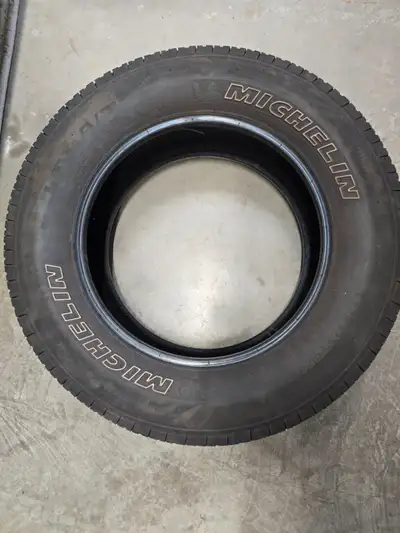 Michelin LTX A/T LT275 65 20 All Season Tires For Sale. Asking $275 for both.