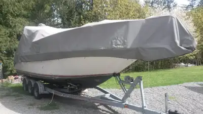 Well maintained and very clean. The inside has been refurbished and the triple axle trailer is in go...