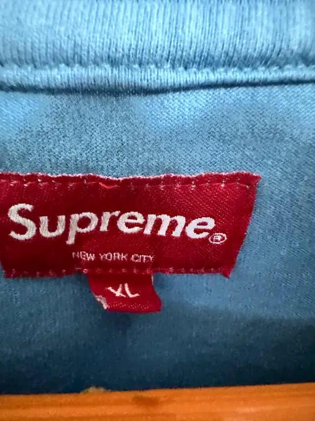 Supreme Property Label Short Sleeve Top ‘Light Slate’ (XL mens) in Men's in City of Toronto - Image 4
