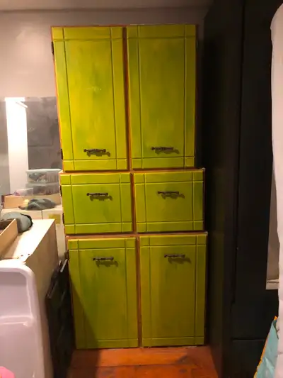 3 kitchen cabinets used before to food storage in good condition. Front doors painted. 25$ for all,...