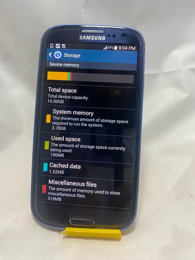 Galaxy S3 - 16GB Blue (SGH-I747M) Unlocked | Good in Cell Phones in Tricities/Pitt/Maple - Image 3