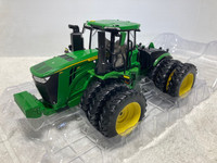 1/32  JOHN DEERE 9R-590 Farm Show Toy Tractor