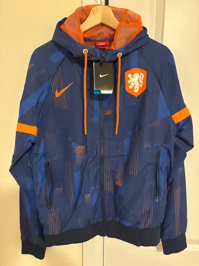 BNWT Netherlands Hooded Jacket Windbreaker Nike Medium Smal, View more