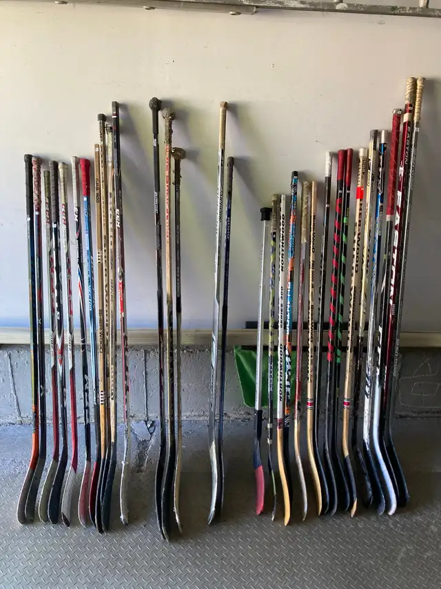 Hockey (L/R) Sticks, Goalie Sticks, Hockey Gloves, Pucks in Hockey in Ottawa - Image 2
