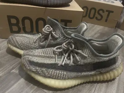 YEEZY BOOST 350 size 8, View more