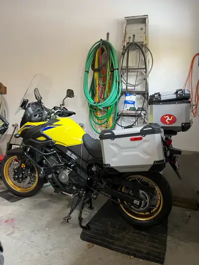 2023 XT XAA 650. My personal one owner bike, 6100k km, as new. Never off road, Never crashed. 3 oil...