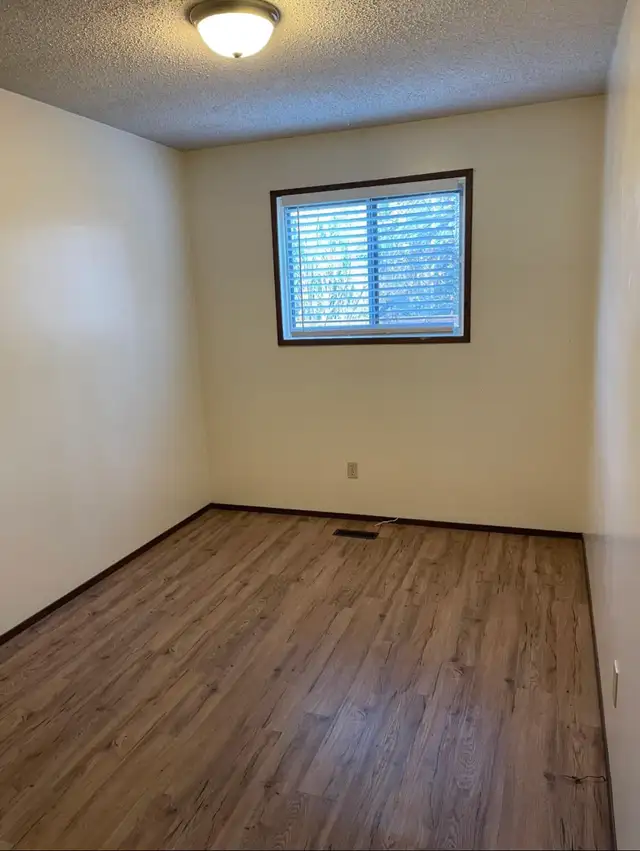 3 bedroom Townhouse in Houses for Sale in Saskatoon - Image 7