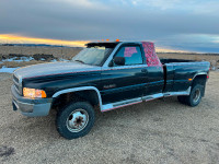 1998 dodge dually  12valve Cummins diesel