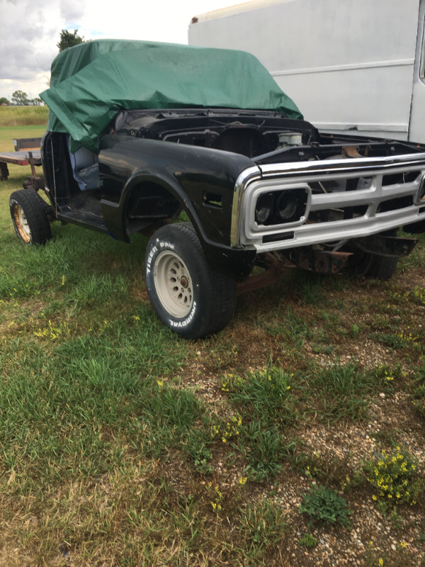 CHEV SHORTBOX 2WD in Classic Cars in Portage la Prairie