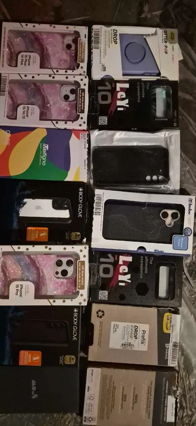 NEW OtterBox & Mous phone cases in Cell Phone Accessories in Hamilton - Image 6