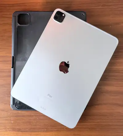 iPad Pro 11 inch 2021 MINT, View more
