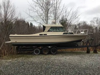 28 ft sport craft lots of electronics 350 mercruser great working and condition ph 902 371 0656