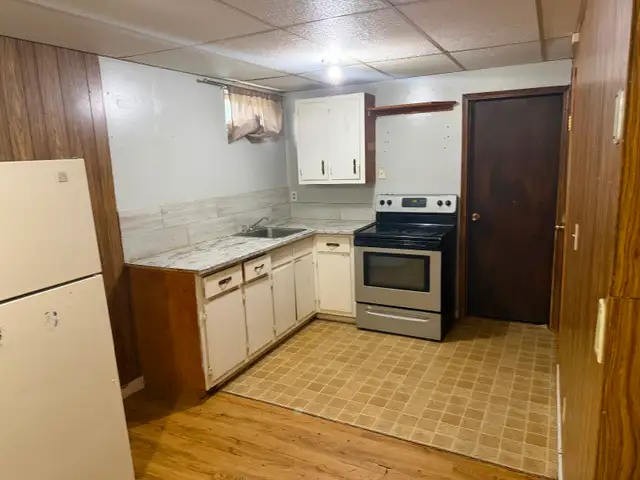 1 bedroom + Den basement in the NE in Long Term Rentals in Calgary - Image 14