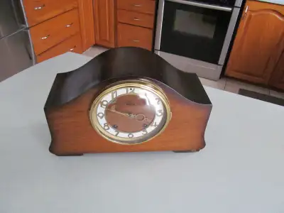 ANTIQUE  SETH THOMAS "SHELDON" MANTLE CLOCK, View more