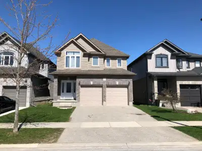 4 BDR+2.5 BATH Home - (NE)London + CedarHollow