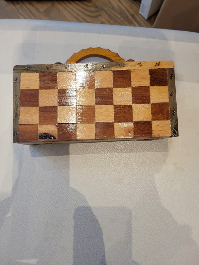Wooden Chess and Checkers Set dans Jouets et jeux  à Ville de Toronto - Image 2
