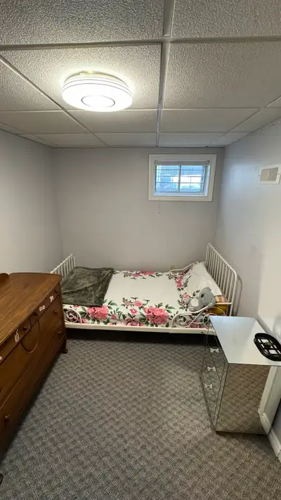 Private room for rent