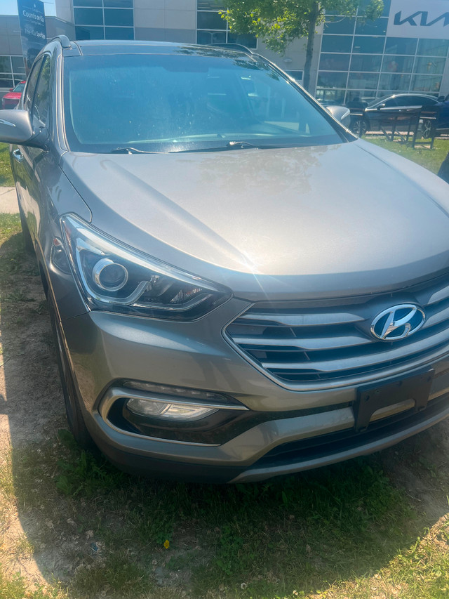2018 HYUNDAI SANTAFE 5 Seat Luxury in Cars & Trucks in City of Toronto